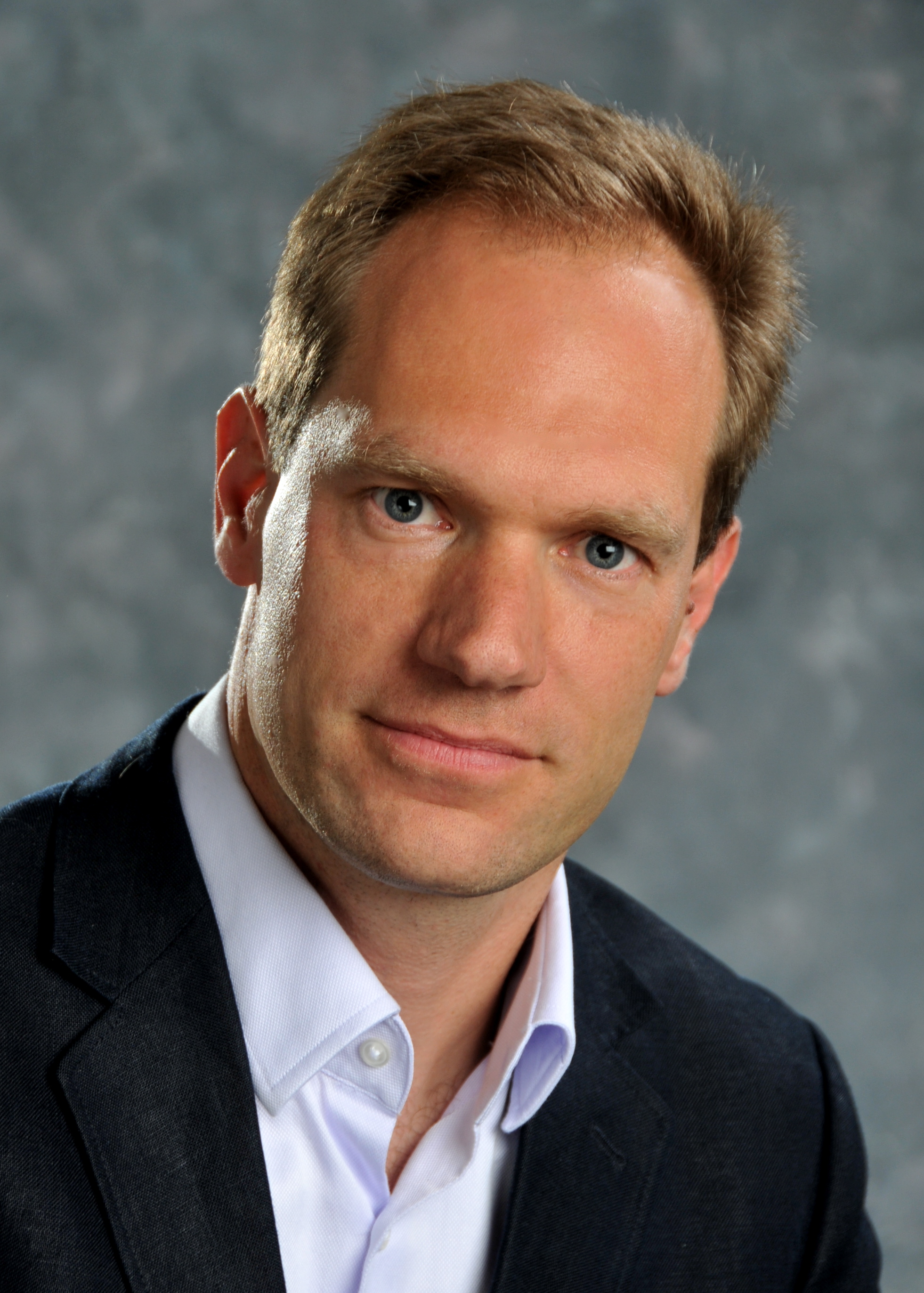 Alexis.JPG (8399 bytes)